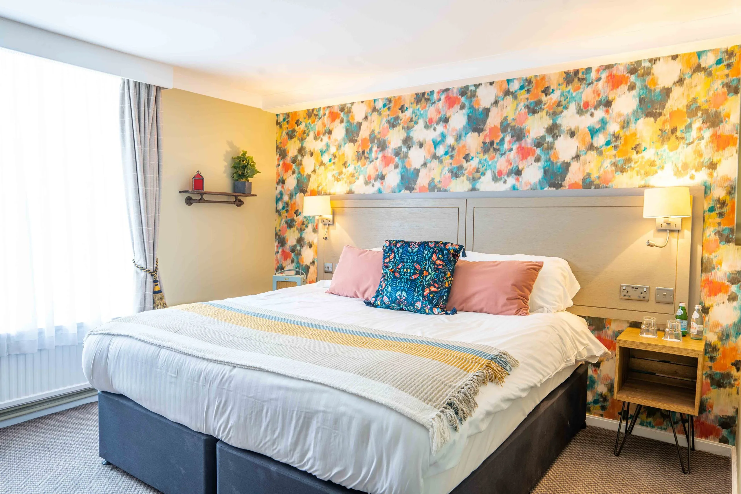Hartford Hall Family Room Bed