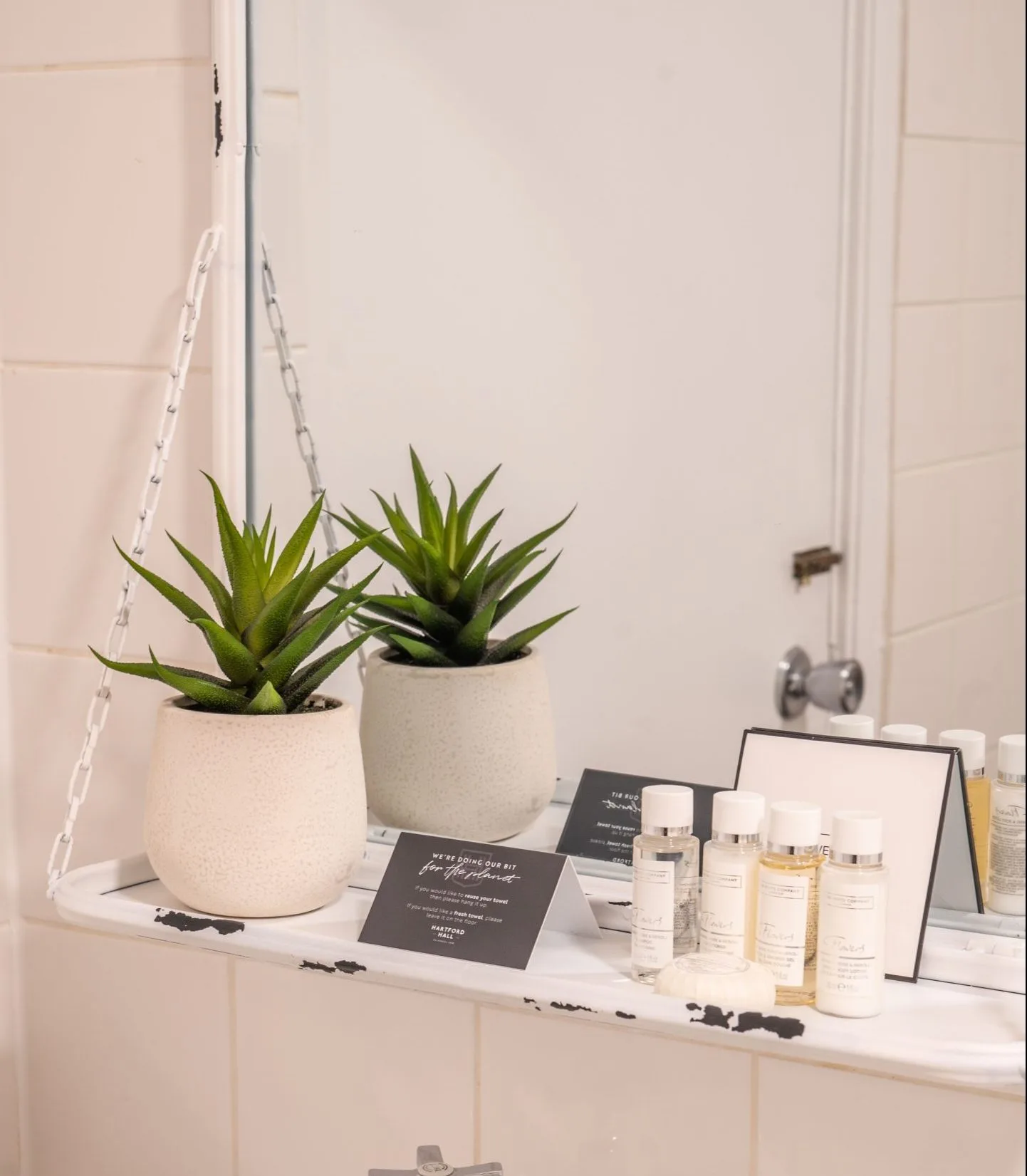 Hartford Hall Family Room Bathroom